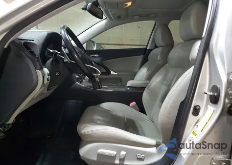 2008 Lexus Is 350 z USA, uszkodzony, nr VIN JTHBE262185019331